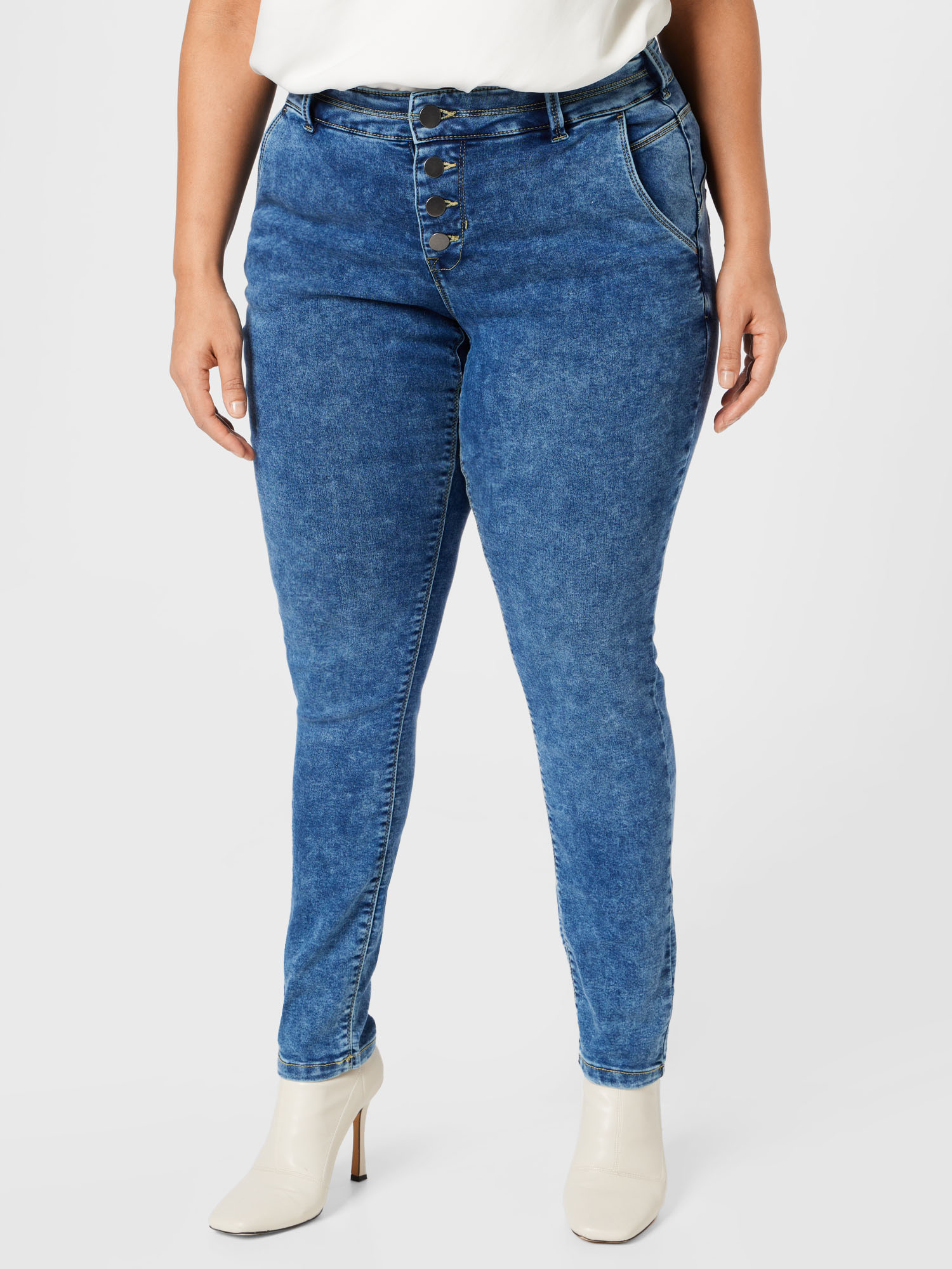 Abbigliamento qloa9 Zizzi Jeans ALIN in Blu 