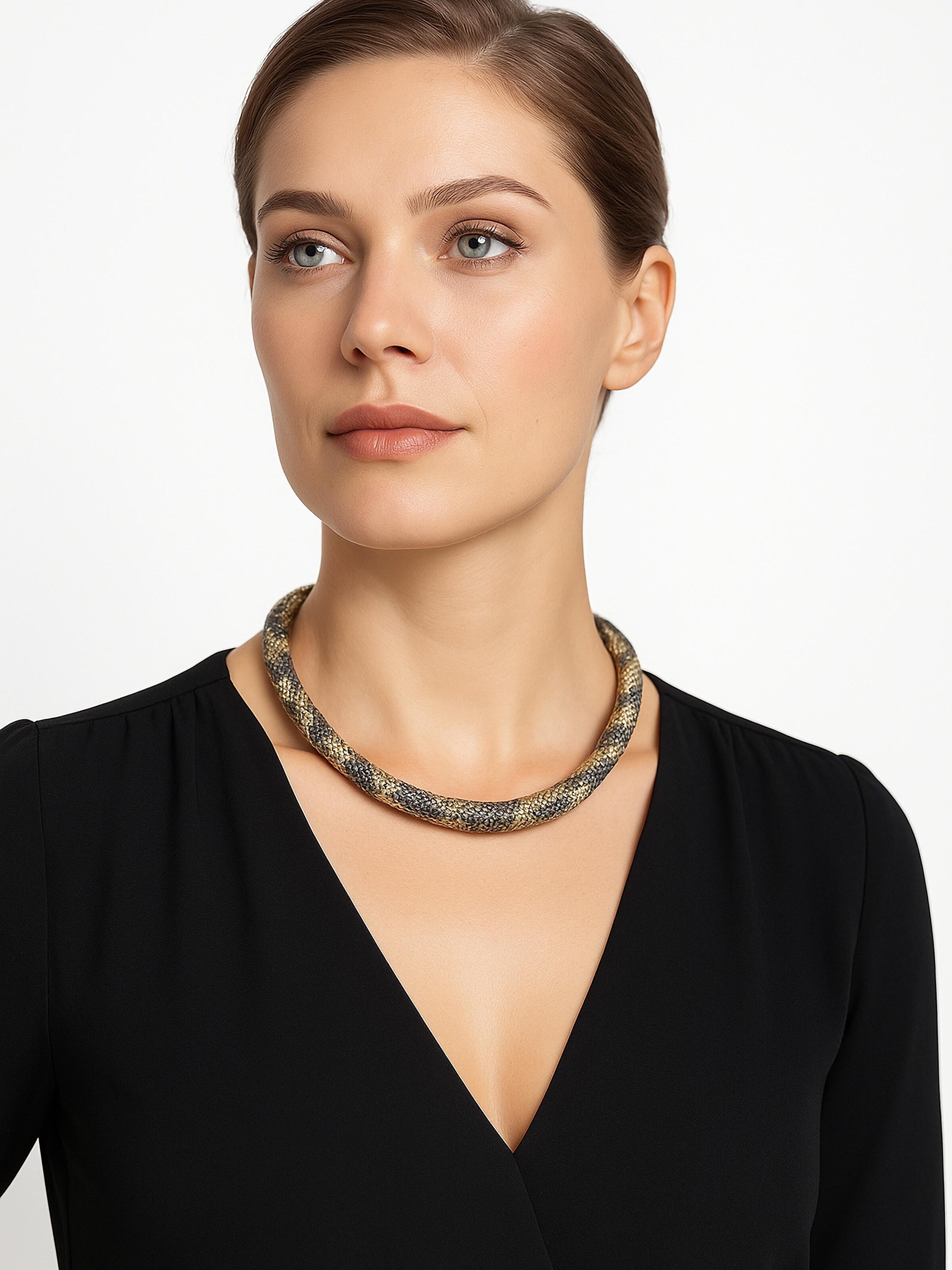 COLLEZIONE ALESSANDRO Necklace 'WildGlow' in Gold: front