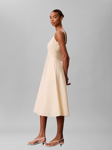 Calvin Klein Jeans Jurk in Beige