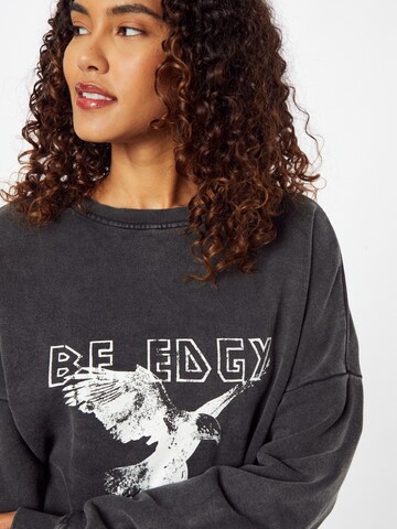 BE EDGY Sweatshirt 'Jela' in Schwarz