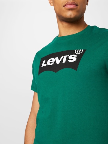 LEVI'S ® Regular Shirt 'Graphic Crewneck Tee' in Groen