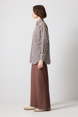 Touche Prive Trachtenshirt in Braun