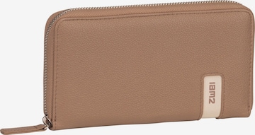 ZWEI Wallet 'Mademoiselle' in Brown: front