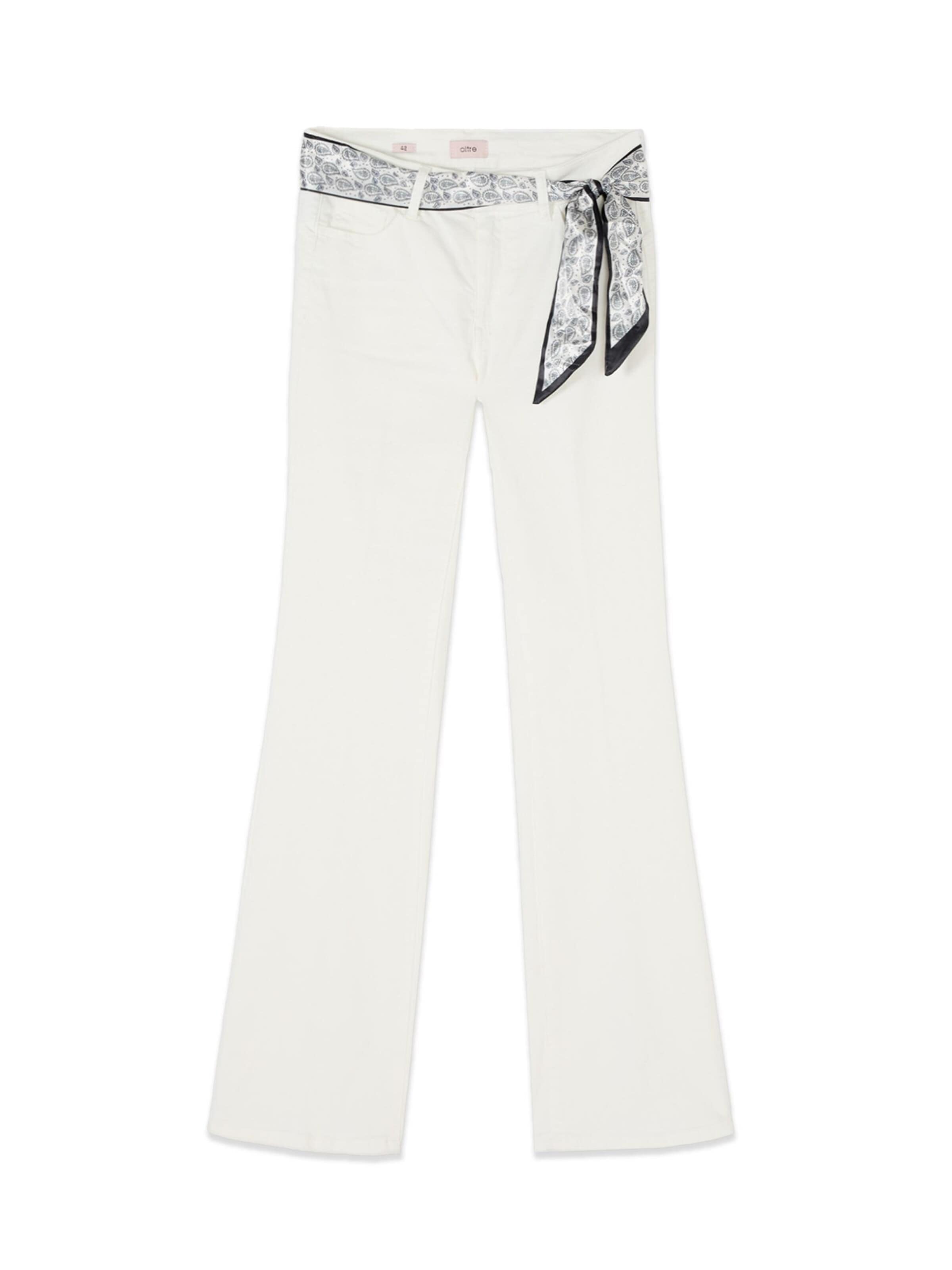 oltre Flared Pants in White: front