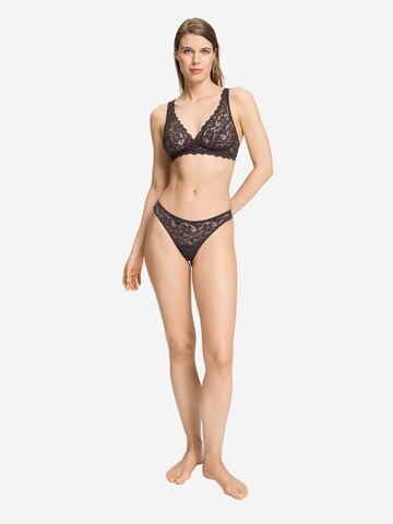 String ' Moments ' Hanro en marron