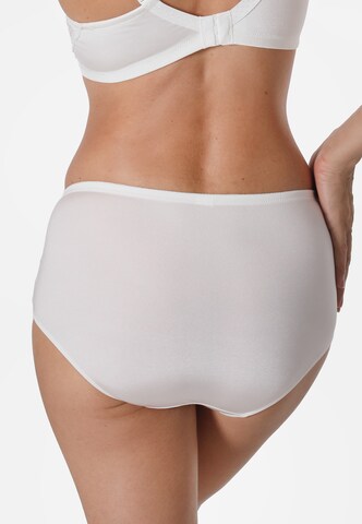 sassa Panty 'FAMOUS EMBROIDERY' in Beige