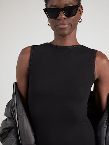 ABOUT YOU Sukienka 'Cora' w kolorze czarny