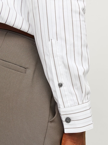 Jacks & Jones Regular Fit Hemd 'Herren Langarm Hemd'‌‌‌‌‌‌‌‌ in Weiß