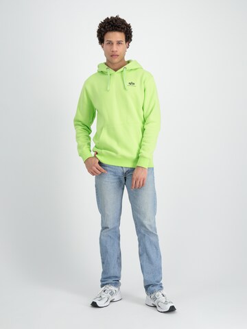 Regular fit Felpa di ALPHA INDUSTRIES in verde