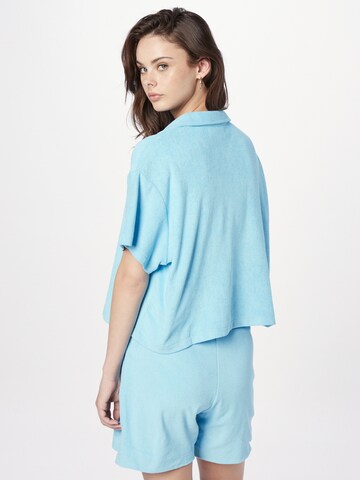 Urban Classics Blouse in Blauw