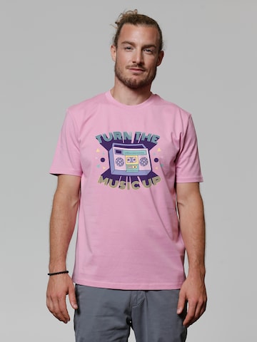 Watapparel Shirt 'Turn the music up' in Pink: front