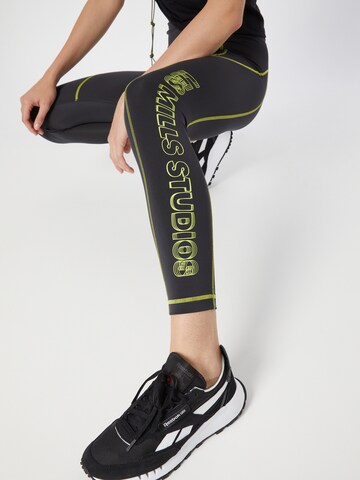 Reebok Skinny Sporthose in Schwarz