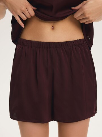 ESOTIQ - Pijama 'Essence' en rojo