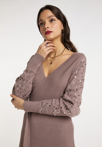 faina Knitted dress in Brown