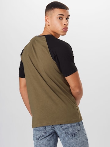 Urban Classics Shirt in Groen