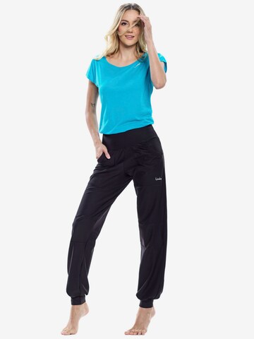 Tapered Pantaloni sportivi 'LEI101C' di Winshape in nero