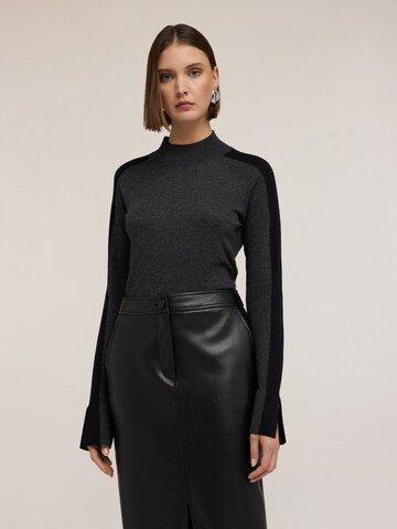 MOTIVI Pullover‌‌‌‌‌‌‌ in Grau: Vorderseite