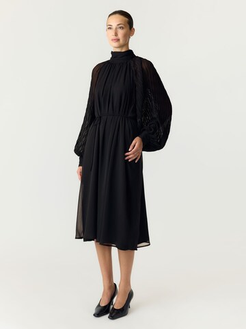 Robe 'OLERA' YAS en noir