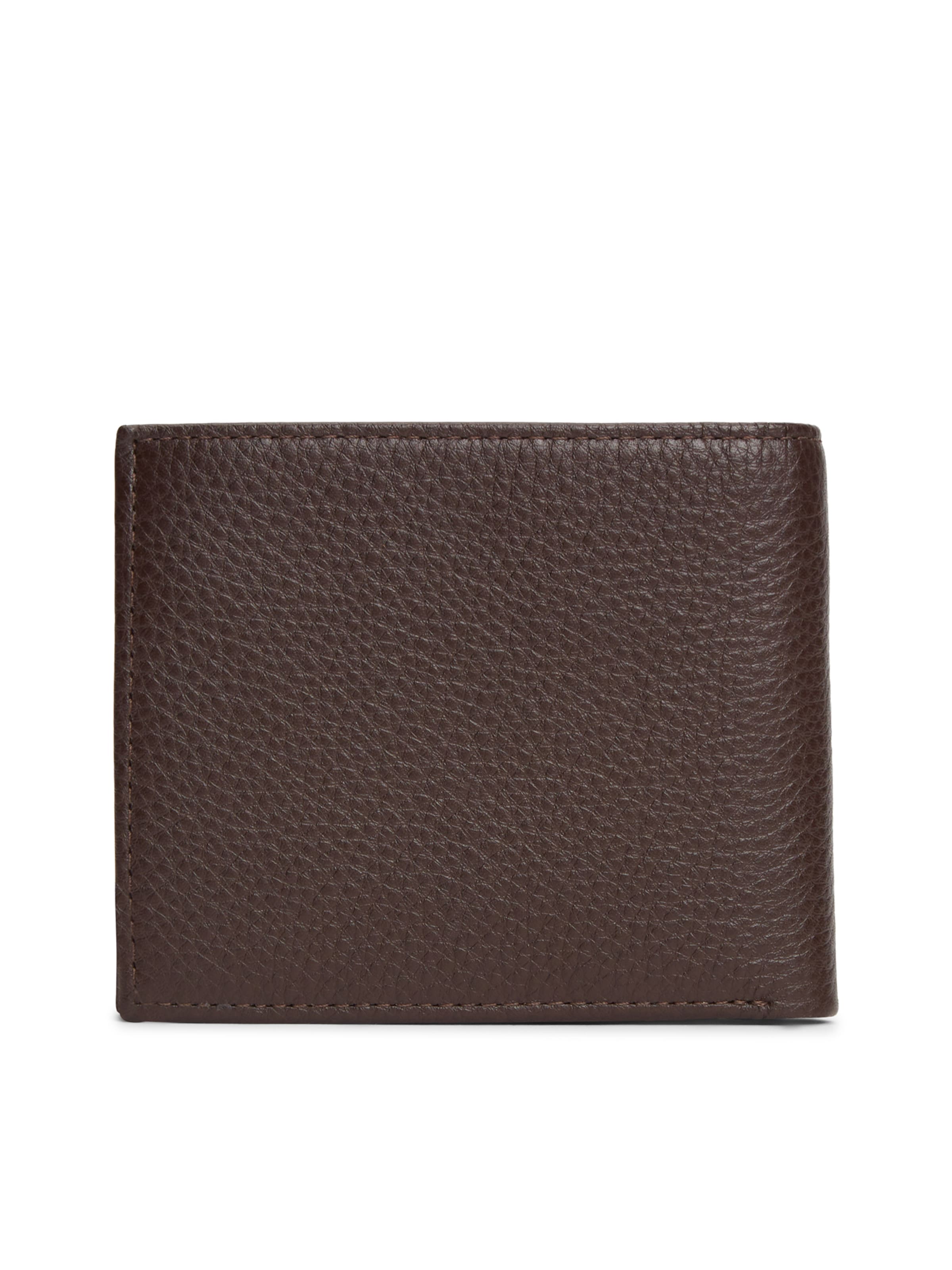 TOMMY HILFIGER Plånbok 'Central' i brun