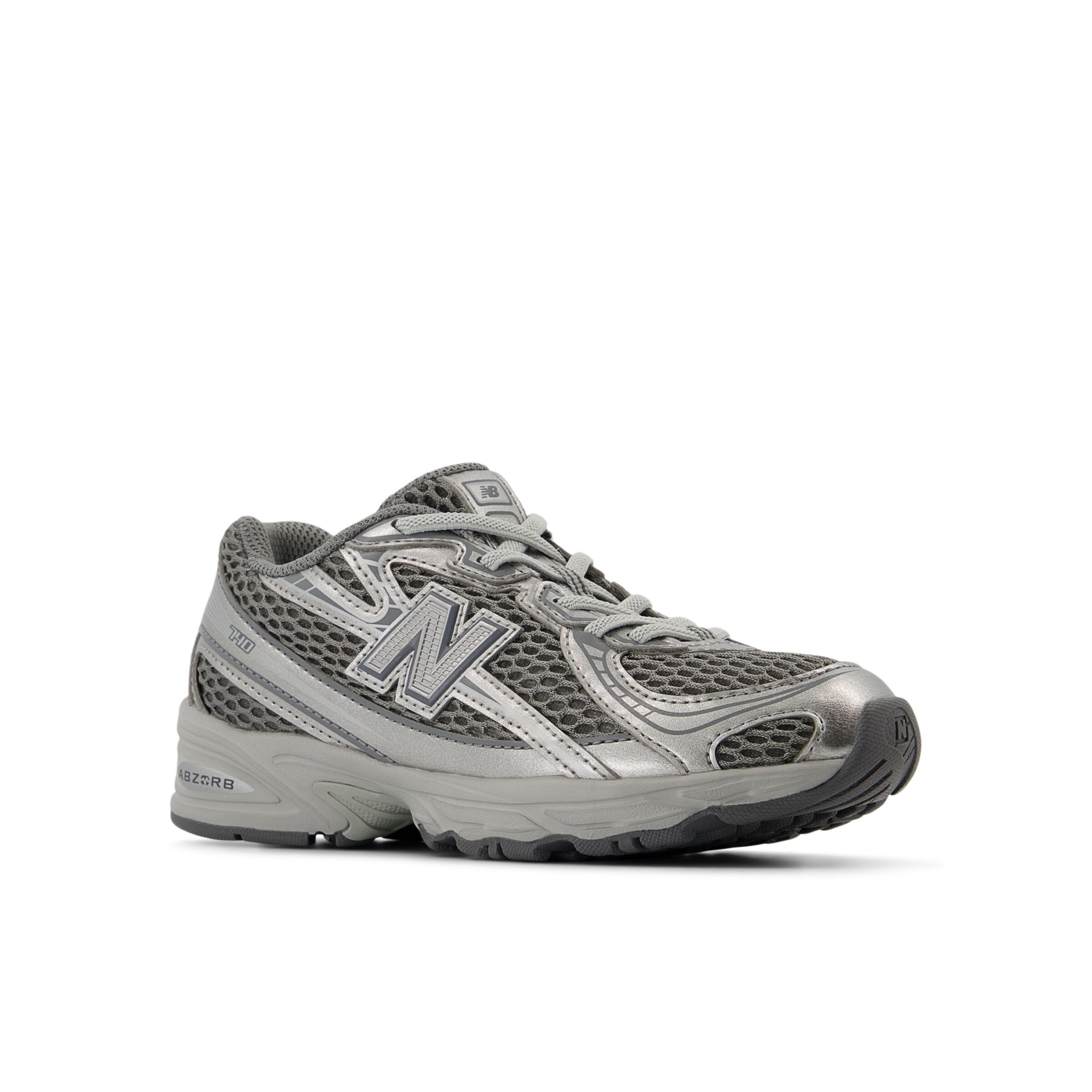 new balance Sneaker '740' in Grau