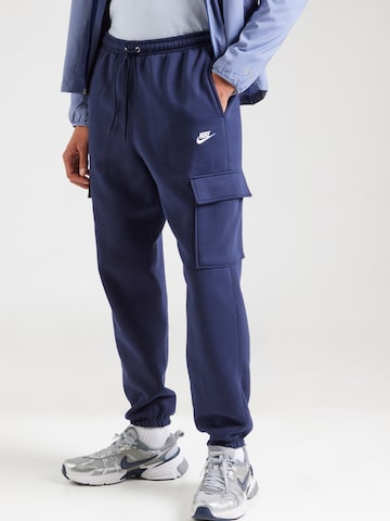 Nike Sportswear Дънки Tapered Leg Карго панталон 'CLUB' в синьо: отпред