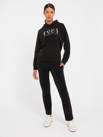 GUESS Sweatshirt in Schwarz