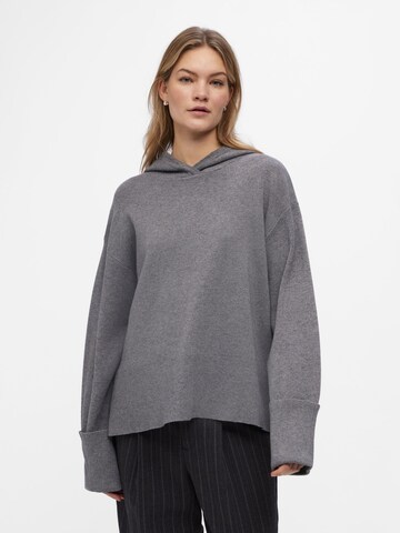 OBJECT Sweatshirt 'CARDI' i grå: forside