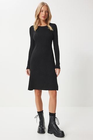 Happiness İstanbul Strikkjole i sort