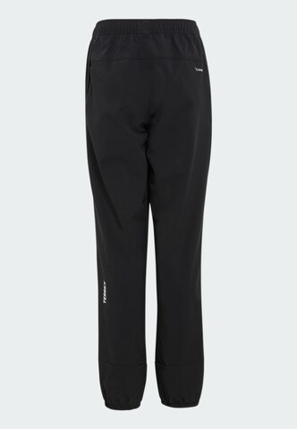 Effilé Pantalon d'extérieur ADIDAS TERREX en noir