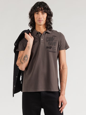 CAMP DAVID Shirt in Brown: front