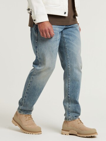 CHASIN' Tapered Jeans 'Epic' in Blauw