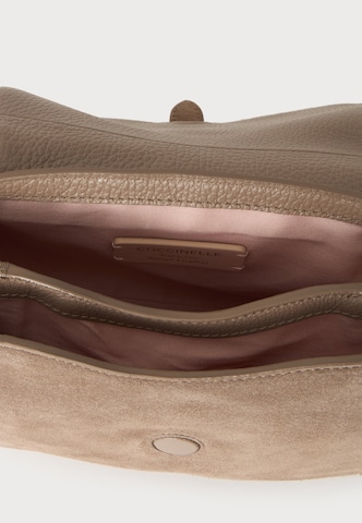 Borsa a tracolla 'MAVERY' di Coccinelle in grigio