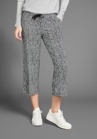 LAURA SCOTT Regular Pants in Black