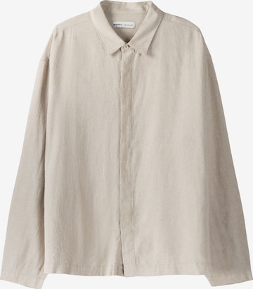 Regular fit Camicia di Bershka in beige: frontale