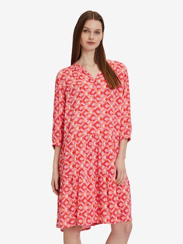 Robe Betty Barclay en rose : devant