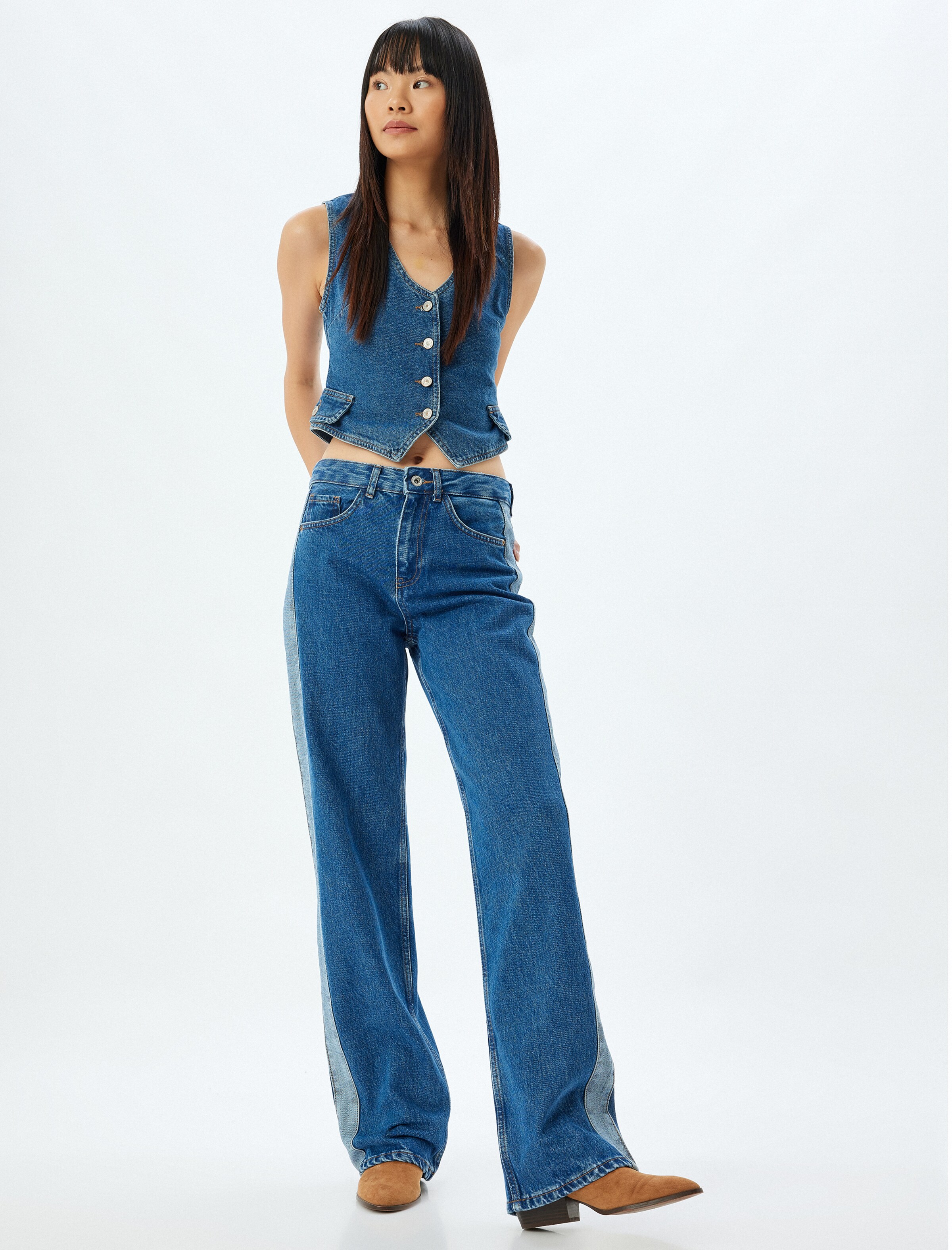 Koton Flared Jeans in Blue: front