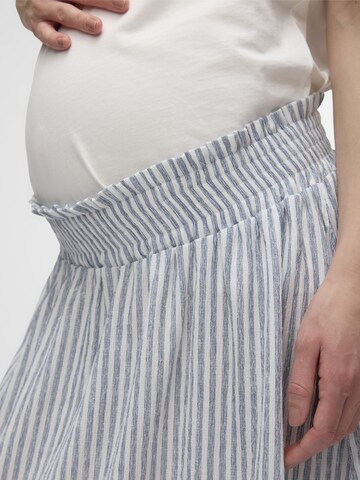 Gonna 'BERTA' di Vero Moda Maternity in bianco