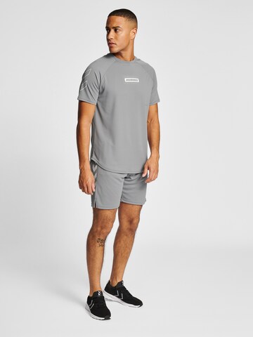 Hummel Sportshirt 'Topaz' in Grau
