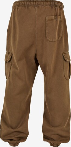 Urban Classics Loose fit Cargo Pants in Brown