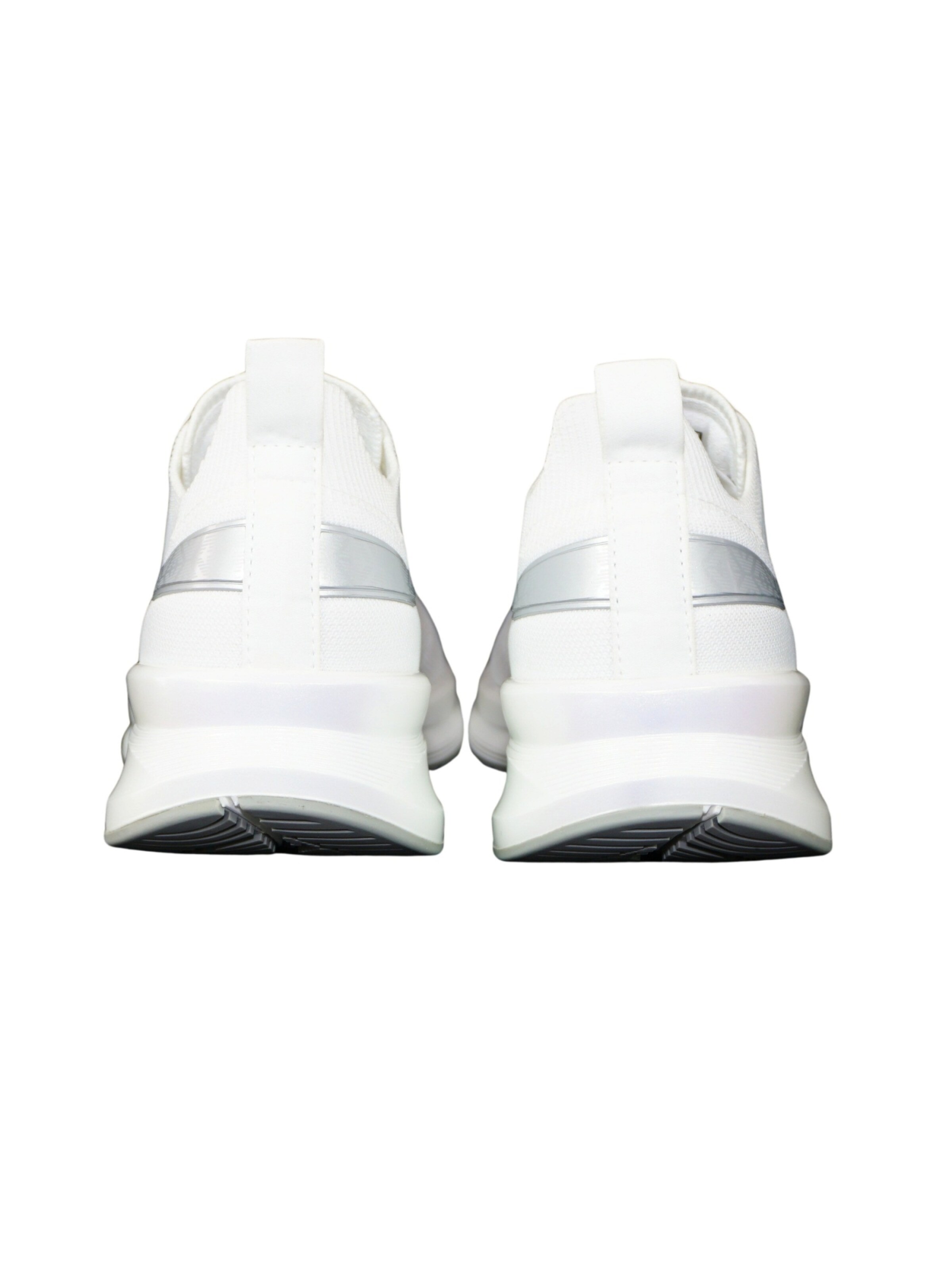 Sneaker bassa di EA7 Emporio Armani in bianco