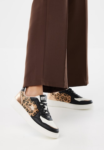 BRITISH KNIGHTS - Zapatillas deportivas bajas 'ALLURE' en negro: frente