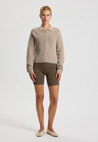 rethinkit studios Gebreid vest 'Keep Me' in Beige