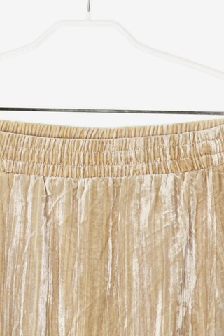 H&M Skirt in S in Beige