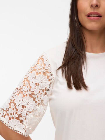 Vero Moda Curve Shirt 'VMCPanna' in Weiß