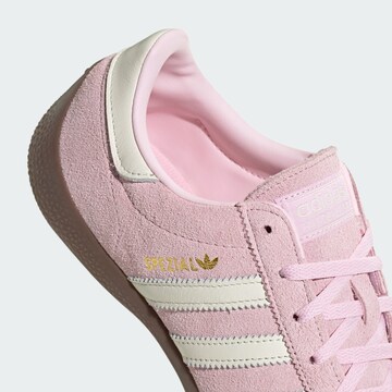 ADIDAS ORIGINALS - Zapatillas deportivas bajas 'Handball Spezial' en rosa
