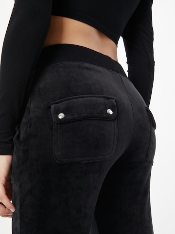 évasé Pantalon 'LAYLA' Juicy Couture en noir