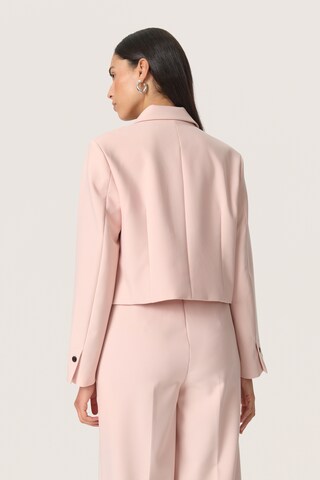 SOAKED IN LUXURY Blazer in Pink