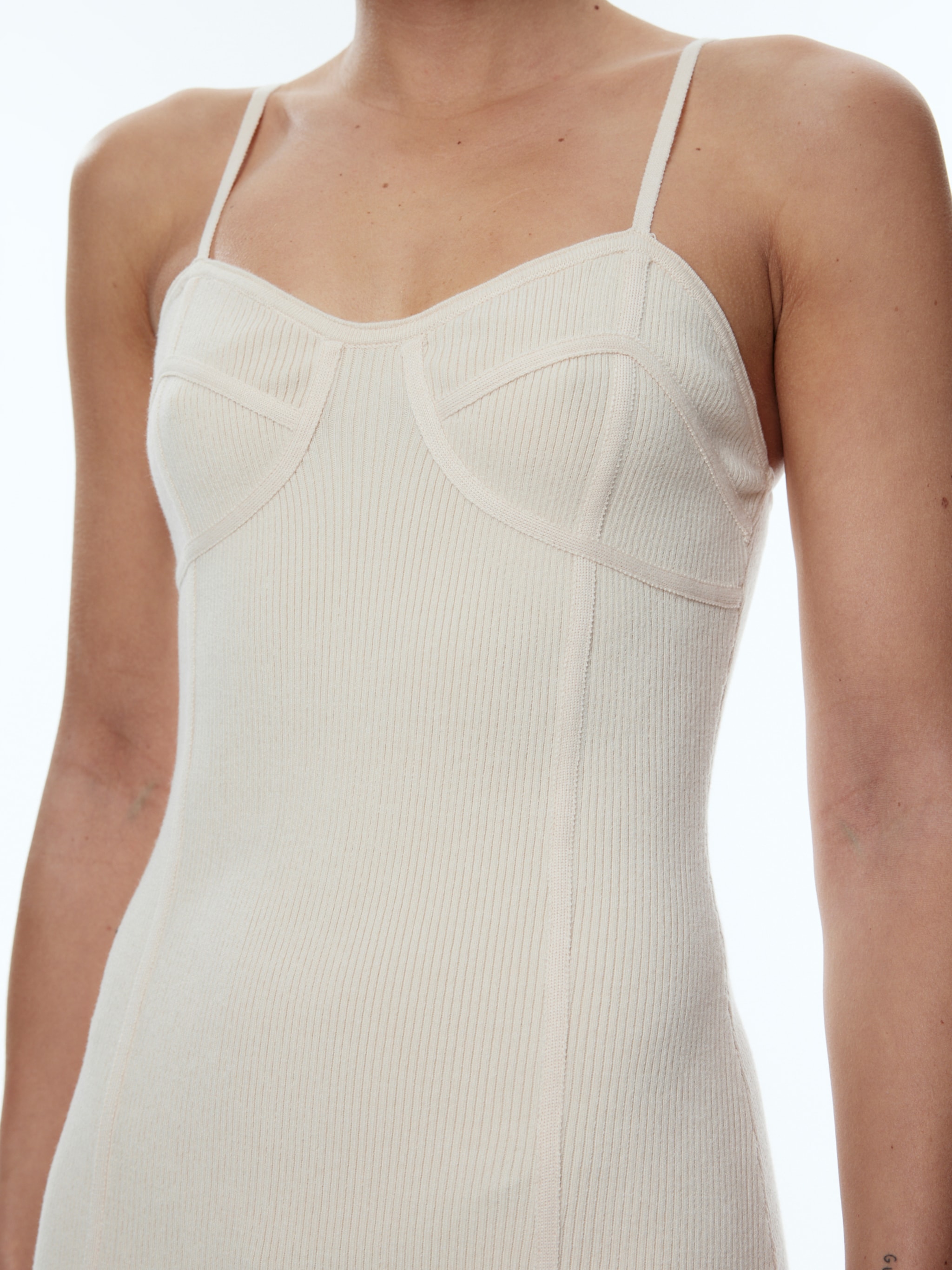 EDITED Produkte Kleid 'Suki ' greige