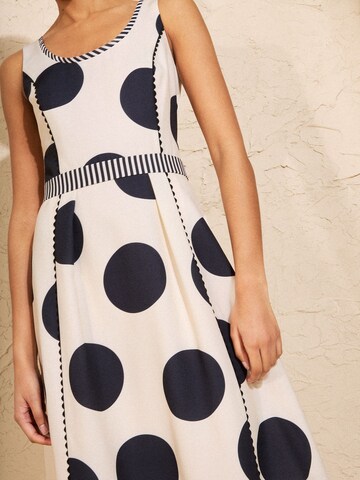 love & roses Φόρεμα σε μπεζ