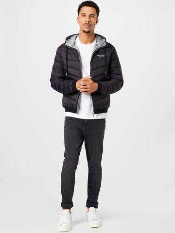 ARMANI EXCHANGE Jacke in Schwarz